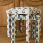 Deux tabourets Mary superposés